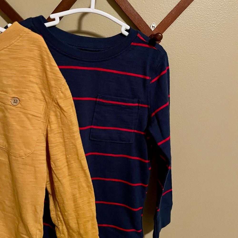 Old Navy 4T Long-Sleeve Pocket Tee Bundle - Picture 4 of 7